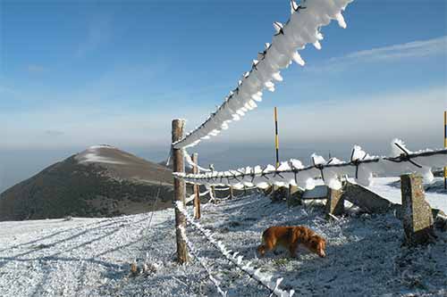 Clima invernale sul monte Catria.